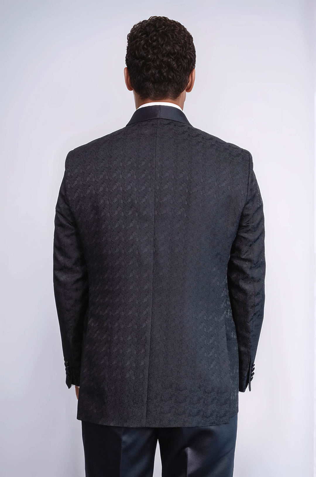 Traje de esmoquin cruzado con cuello chal y estampado de satén para hombre, color negro - Wessi