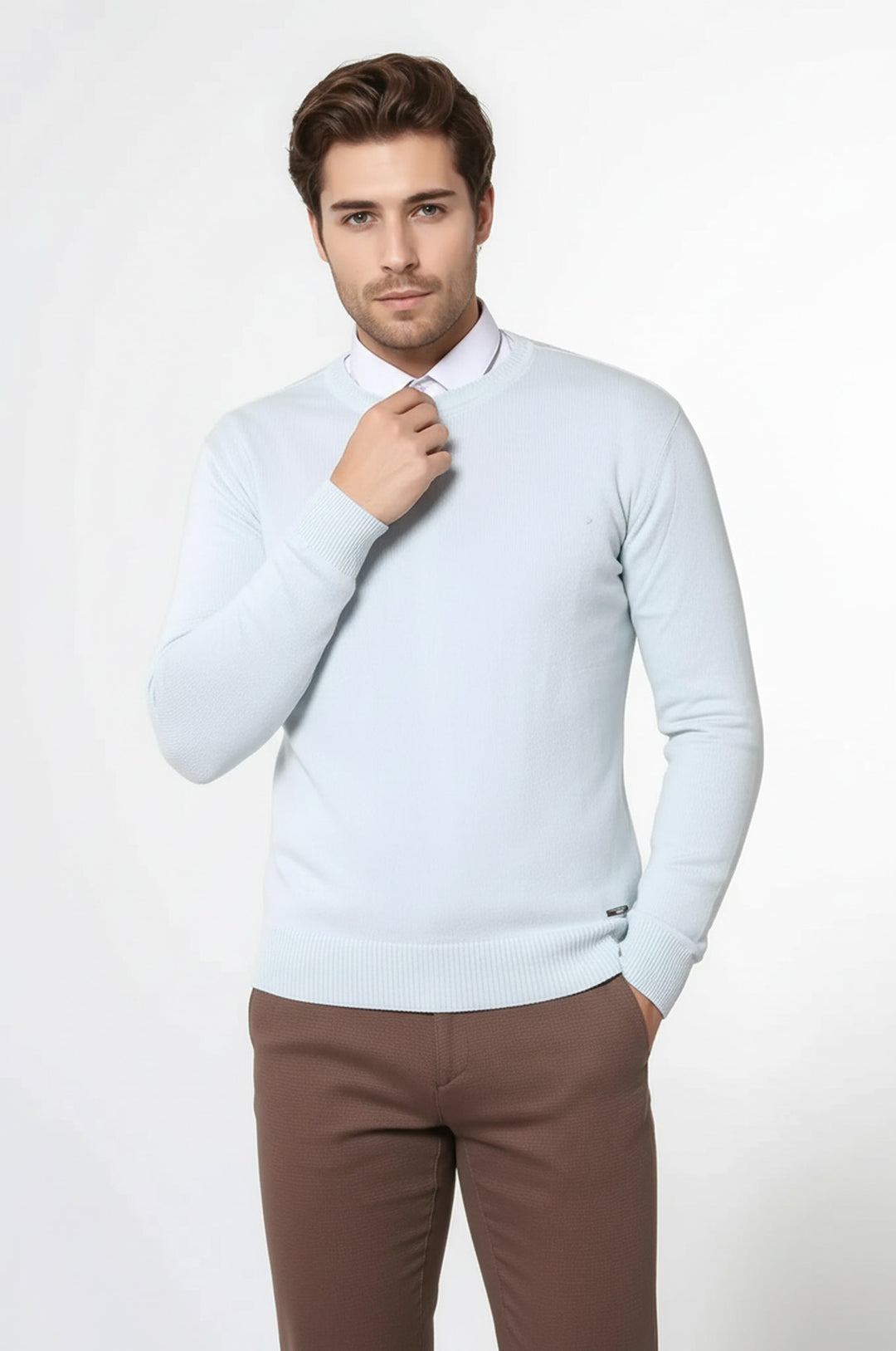 سترة ذات ياقة دائرية باللون الأزرق الجليدي - ويسي