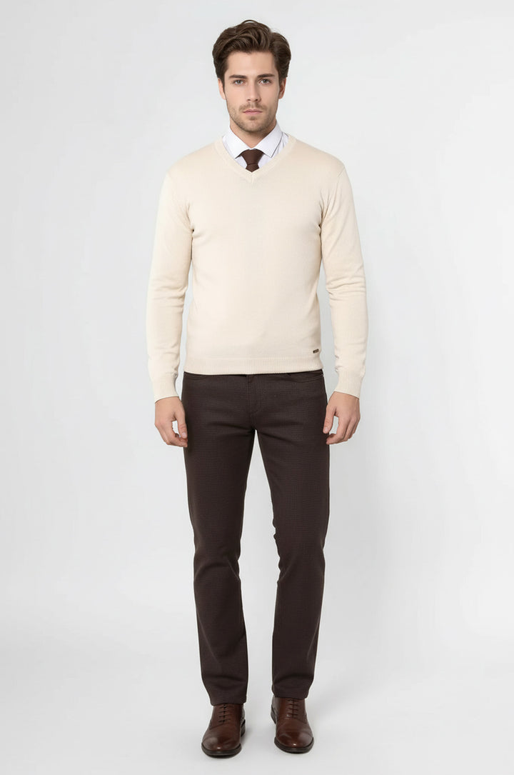 V Neck Cream Sweater - Wessi