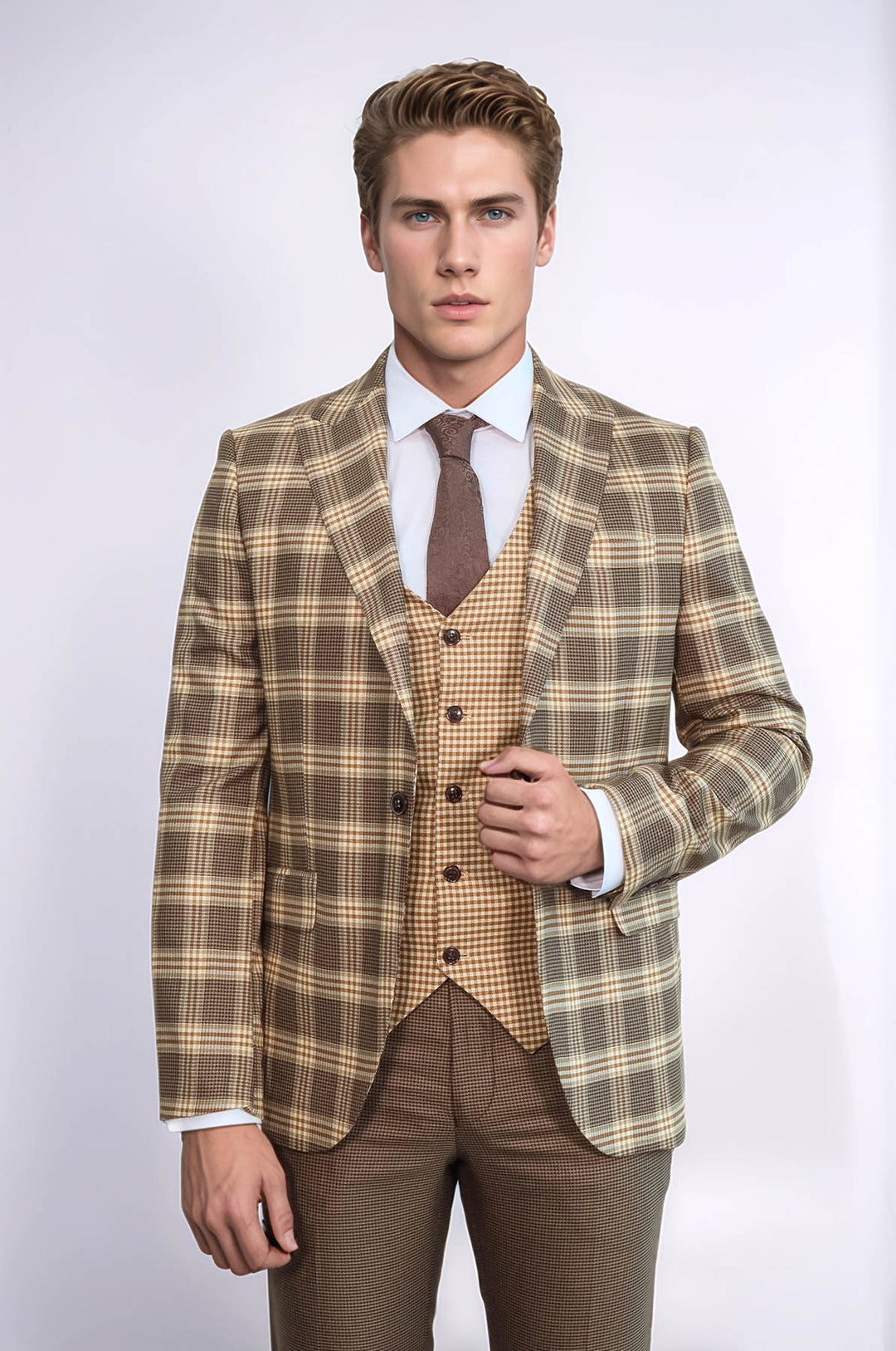 Traje de hombre en marrón claro con estampado de cuadros y corte entallado - Wessi