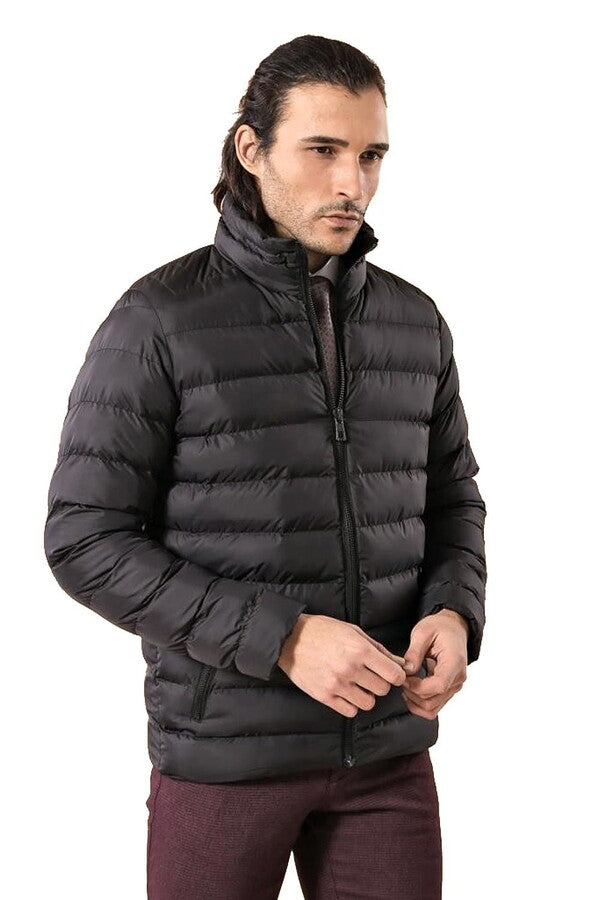 Chaqueta corta de plumas negra para hombre | Wessi