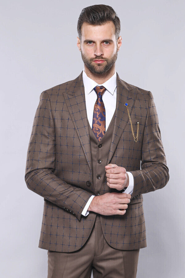 Brown Checked Suit - Wessi