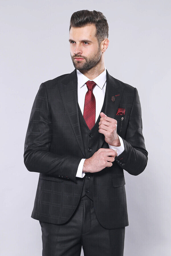 Checked Vested Black Suit | Wessi