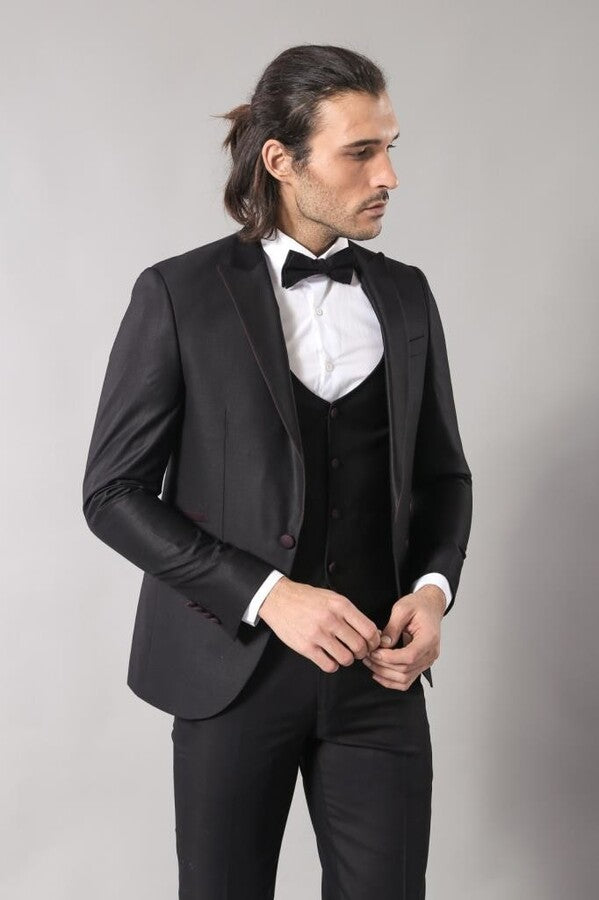 Collar and Pockets Modeled Black 3 Piece Tuxedo | Wessi