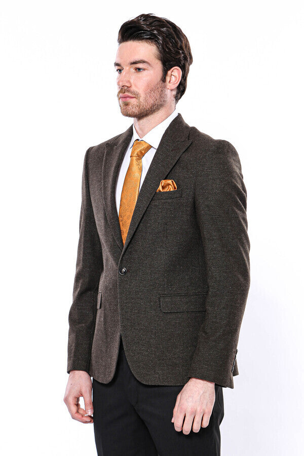 Blazer caqui con solapa de pico para hombre - Wessi