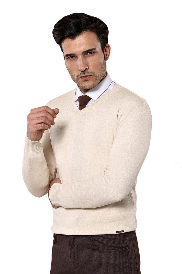 V Neck Cream Sweater - Wessi