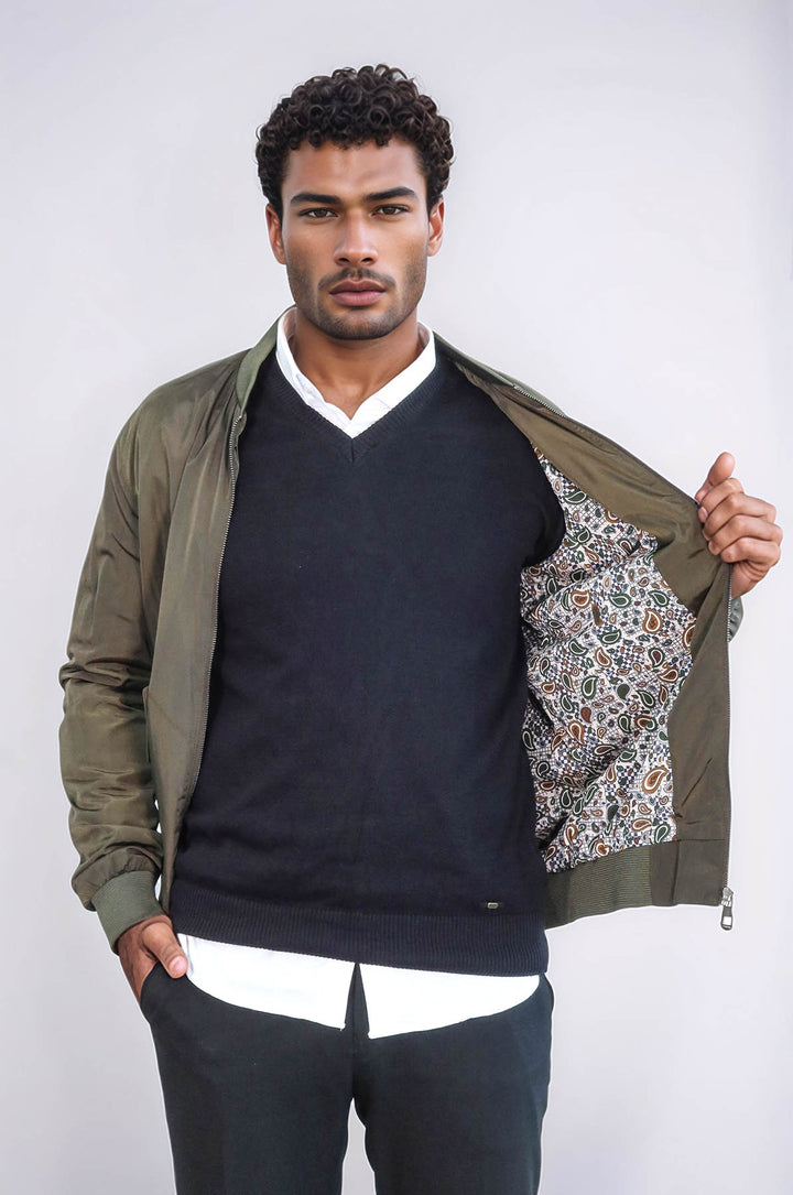 Abrigo bomber color caqui con bolsillos con solapa y cremallera para hombre - Wessi