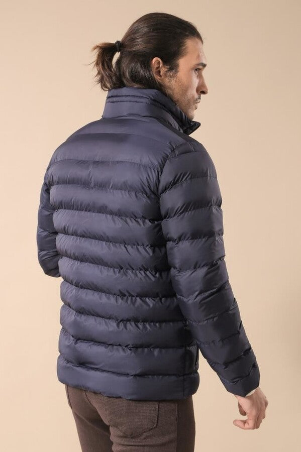 Chaqueta de plumas corta azul marino para hombre | Wessi