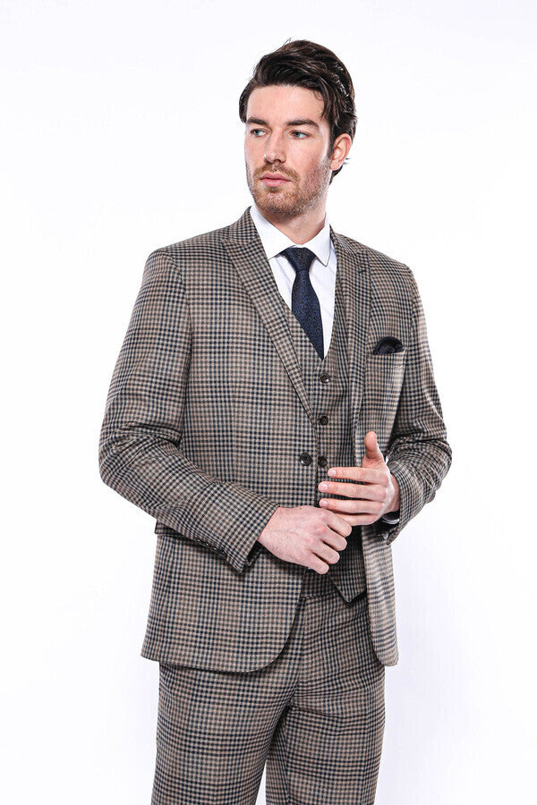 Plaid Slim-Fit Brown Men Blazer - Wessi