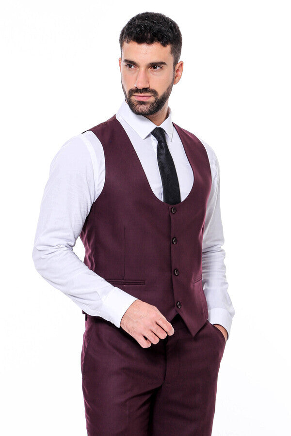 Traje liso de corte entallado para hombre en color burdeos - Wessi