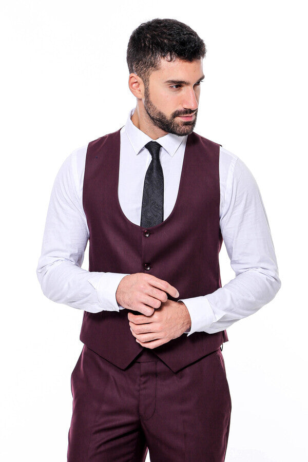 Traje liso de corte entallado para hombre en color burdeos - Wessi