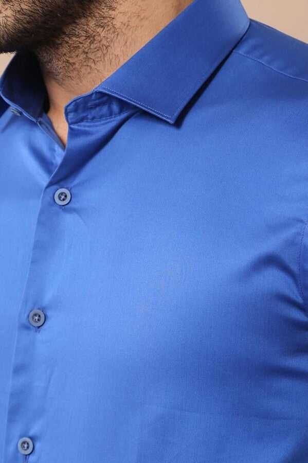 Camisa de satén de algodón azul de corte entallado para hombre - Wessi