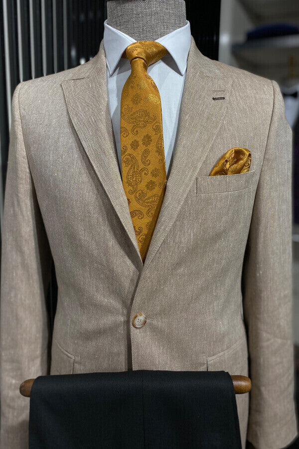 Slim-Fit Peak Lapel Light Brown Jacket - Wessi