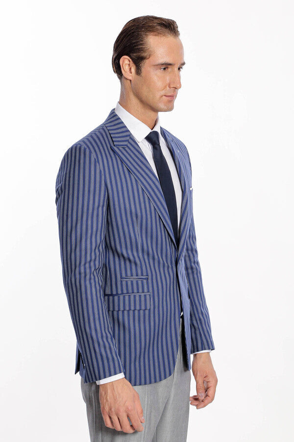 Blazer ajustado de rayas azules - Wessi