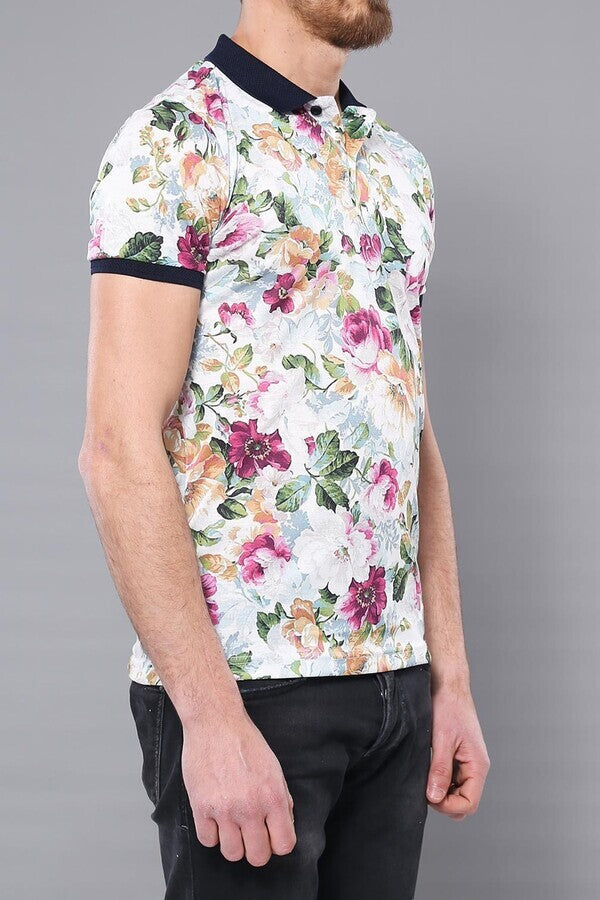 Camiseta verde con cuello alto y estampado floral - Wessi